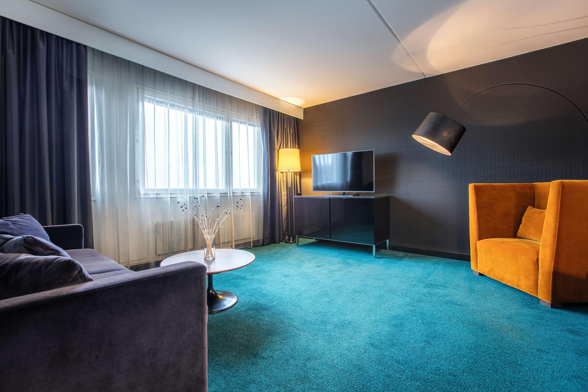 Radisson Blu Hotel 4*